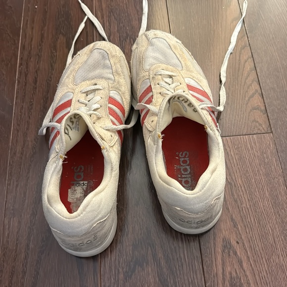Vintage Adidas racing flats. Size 11 men’s in good condition. Only a few races. - Picture 2 of 6